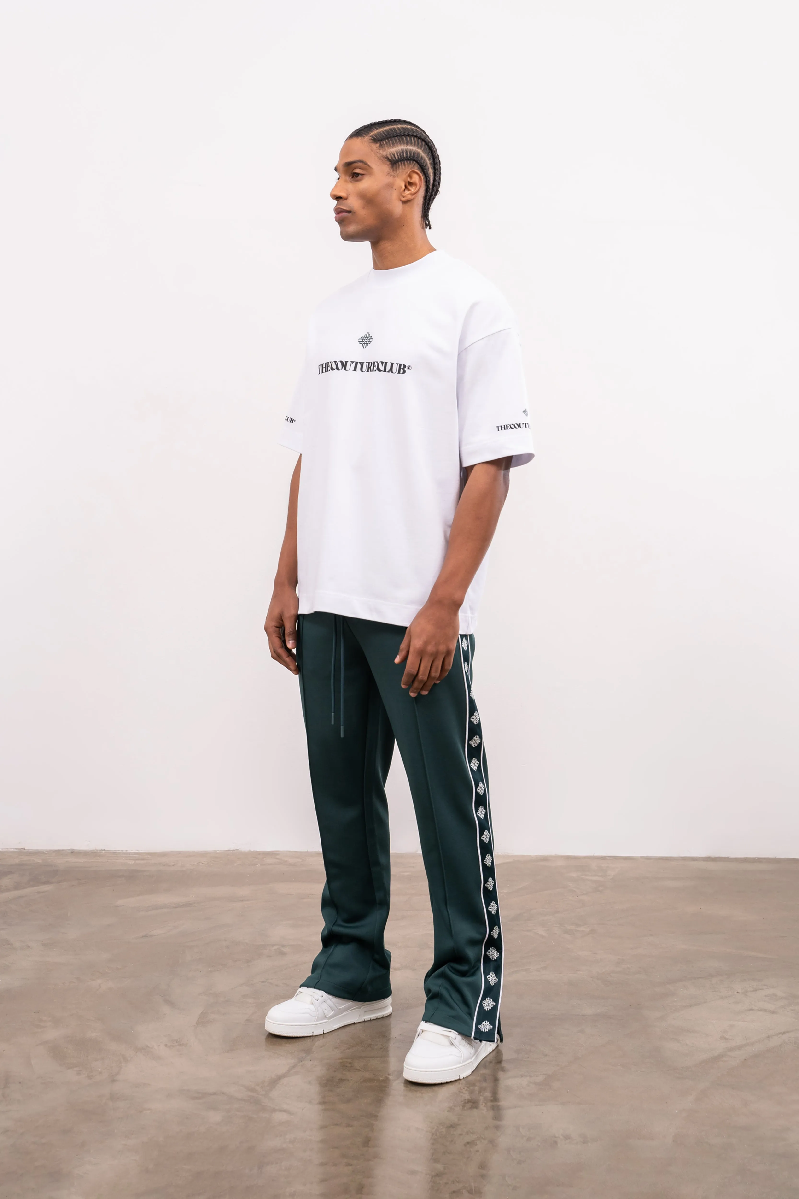 EMBLEM COPYRIGHT T-SHIRT - WHITE