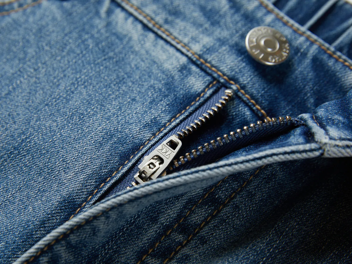 EP YAYING Rolled Hem Straight-Leg Jeans