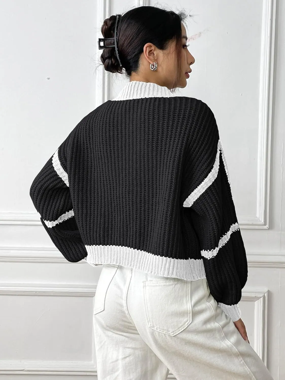 utcoco Women's Cropped Long Sleeve Cardigan Sweaters Casual Loose Open Front Color Block Chunky Knit Sweater Coat